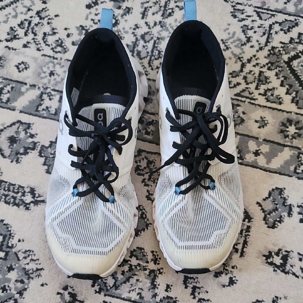 On Running Men's White and Black Running Shoes
